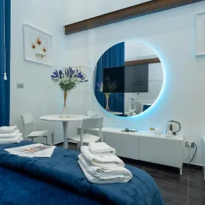 Couette-café Skyhouse Chiaia
