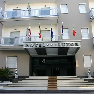 Luxor Hotel